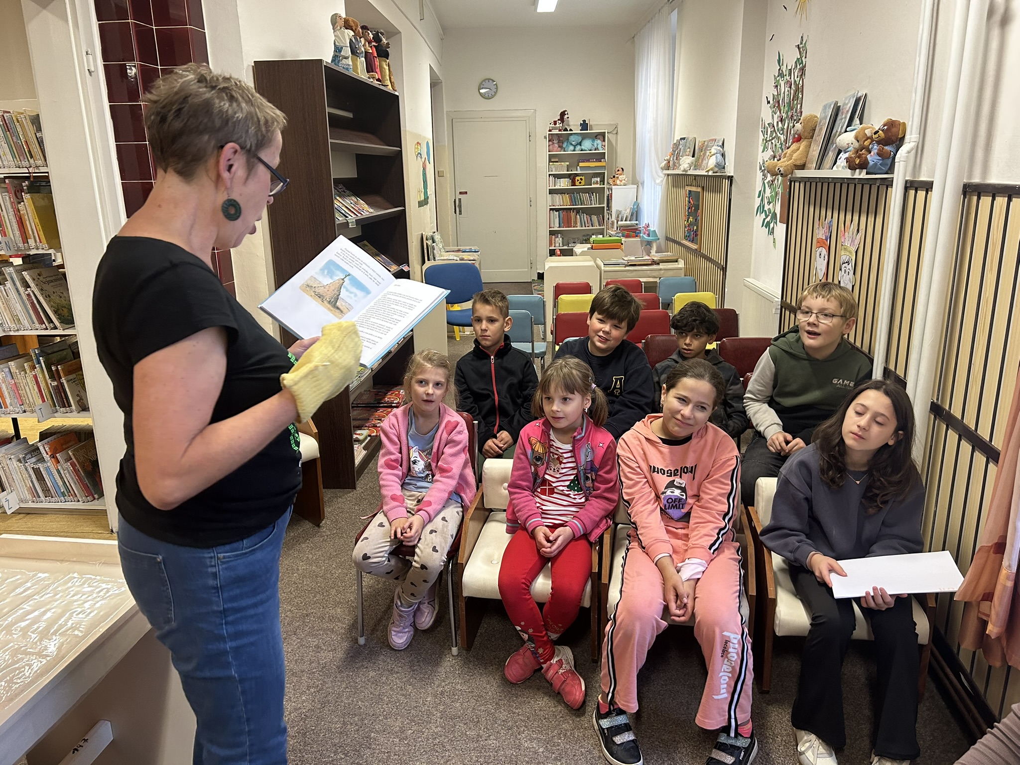 DRUHÁ NÁVŠTĚVA KNIHOVNY