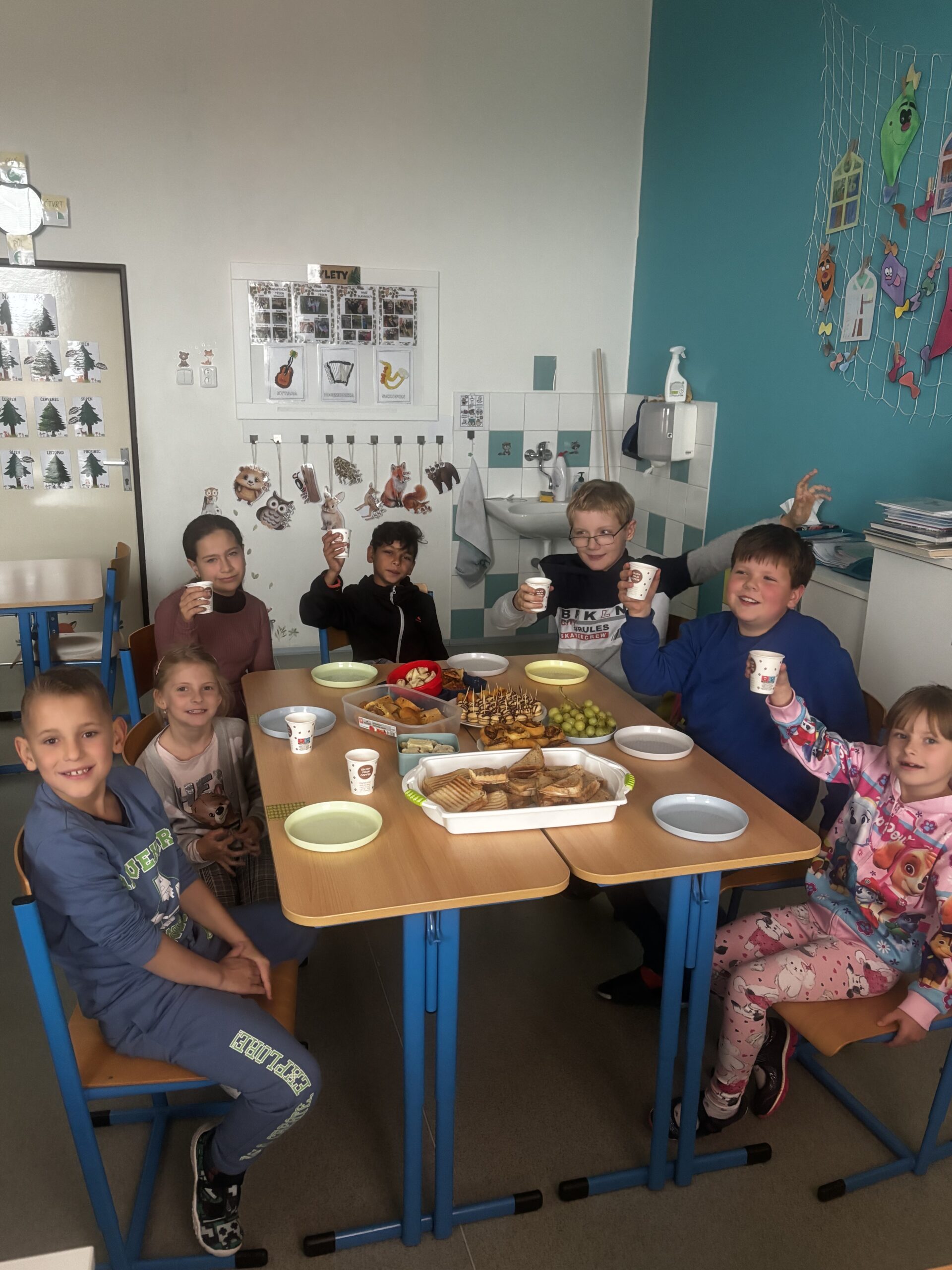 Společná svačinka V. třída